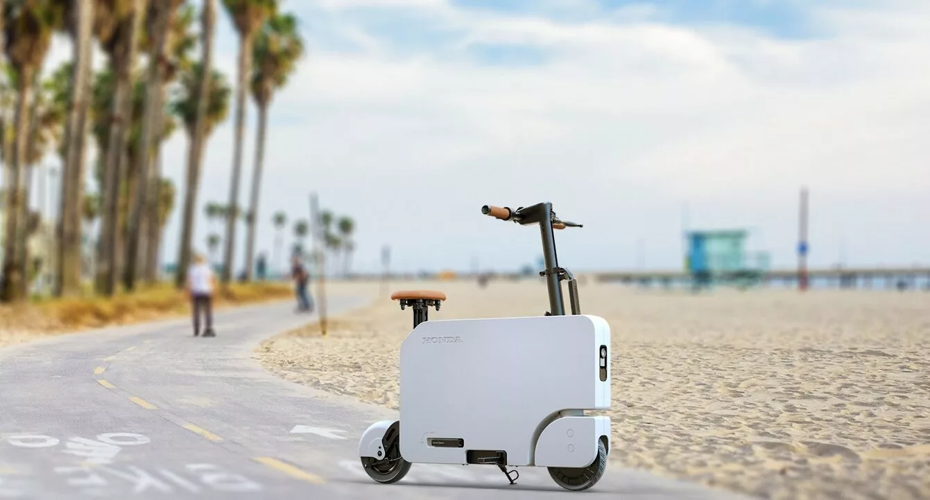 New Honda electric scooter launched, looks like a suitcase, easy fold