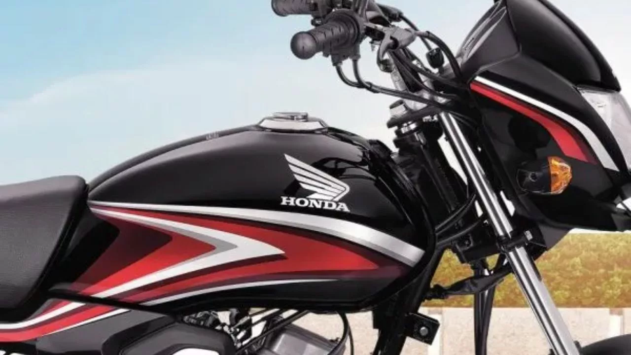 Unbelievable Mileage and Stunning Features! Honda's Powerful Bike Takes